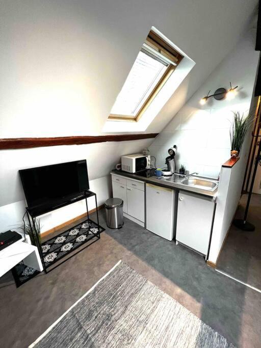 Apartament Tres Beau Studio Mansarde, Centre De Bourges Zewnętrze zdjęcie